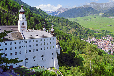 Italien, Trentino-Südtirol, Südtiroler Alpen,Vinschgau, Das Kloster Marienberg
