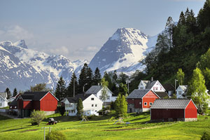 Norwegen, More Og Romsdal, More Og Romsdal, Solavagen an der Muendung von Storfjord und Hjorundfjord