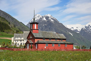 Norwegen, Sogn Og Fjordane, Sogn Og Fjordane, Dorfkirche in Fjaerland