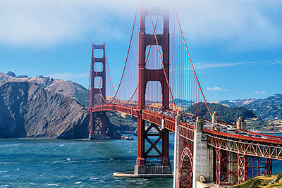 USA, Kalifornien, San Francisco und Umgebung, Golden Gate Bridge mit Blick vom Pacific Coastal Trail südwestlich der Brücke