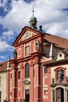 Tschechien, Unbekannt, Prag und Umgebung, St.-Georgs-Basilika im Dritten Burghof der Prager Burg