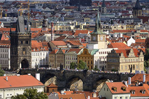 Tschechien, Unbekannt, Prag und Umgebung, Blick von der Prager Burg zur Karlsbrücke