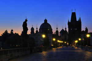 Tschechien, Unbekannt, Prag und Umgebung, Morgenstimmung an der Karlsbruecke