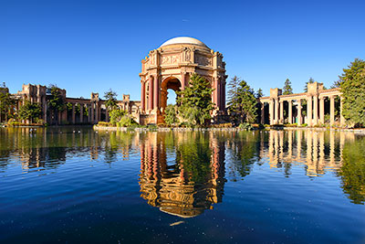 USA, Kalifornien, San Francisco und Umgebung, Wasserspiegelung am Palace of Fine Arts
