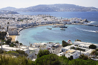 Griechenland, Südliche Ägäis, Kykladen,Mykonos, Ausblick in Richtung Windmühlenhügel und Alter Hafen