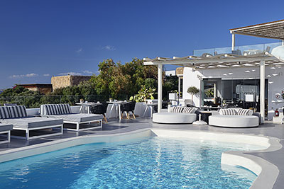 Griechenland, Südliche Ägäis, Kykladen,Mykonos, Poolbereich im Hotel Mykonos Princess