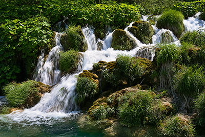 Kroatien, Mittelkroatien, Mittelkroatien, Wasserkaskaden zwischen Gavanovac und Kaluderovac