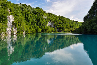 Kroatien, Mittelkroatien, Mittelkroatien, Wasserspiegelung am Milanovac