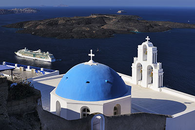 Reisebericht Griechenland, Region Kykladen, Die Kykladeninsel <b>Santorin</b>, der Kraterrand eines vom Meer überfluteten Vulkans