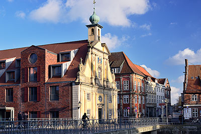 Deutschland, Niedersachsen, Lüneburger Heide, Altes Kaufhaus an der Lüner Straße