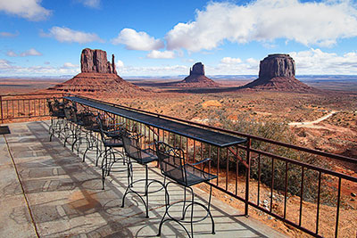 USA, Arizona, Colorado Plateau,Monument Valley, Terrasse des The View Restaurants