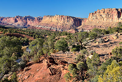 USA, Utah, Colorado Plateau,Capitol Reef National Park, Waterpocked Fold am Scenic Drive in Höhe der Slick Rock Divide