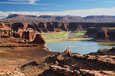 USA, Utah, Colorado Plateau,Glen Canyon, Blick von der Utah State Route 95 mit Blick zum North Wash Canyon und dem Colorado River