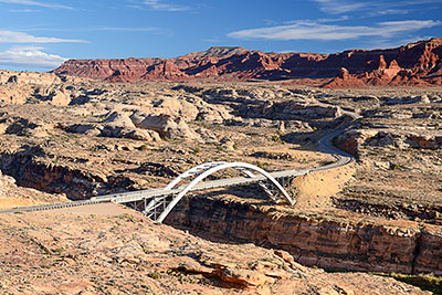 USA, Utah, Colorado Plateau,Glen Canyon, Blick vom Hite Airport in Richtung Osten zur Hite Crossing Bridge