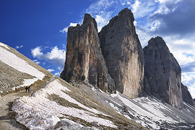 Italien, Trentino-Südtirol, Dolomiten,Sextener Dolomiten, Am Paternsattel mit Blick zur Nordseite der Drei Zinnen