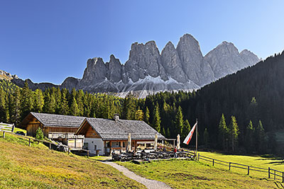 Italien, Trentino-Südtirol, Dolomiten,Villnößtal, Jausenstation Zanser Schwaige