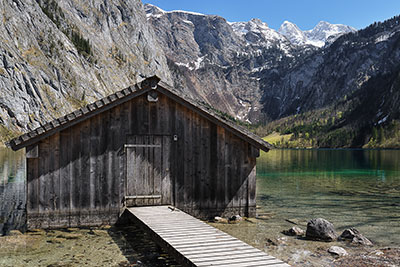 Deutschland, Bayern, Bayerische Alpen,Berchtesgadener Land, Bootshütte am westlichen Ende des  Obersees