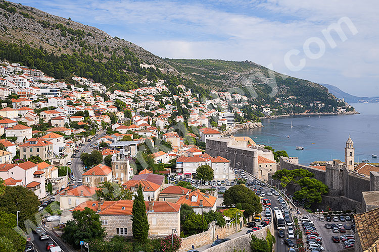 Kroatien, Dubrovnik-Neretva, Dalmatien,Süddalmatien, Blick auf den öslichen Stadtteil am Ploce Tor