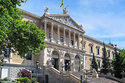 Spanien, Madrid, Madrid und Umgebung, Eingangsportal der Nationalbibliothek am Plaza de Colon