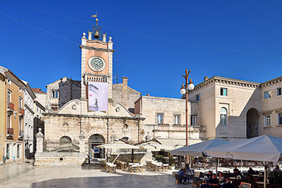 Kroatien, Zadar, Dalmatien,Norddalmatien, Historische Gebäude am Volksplatz