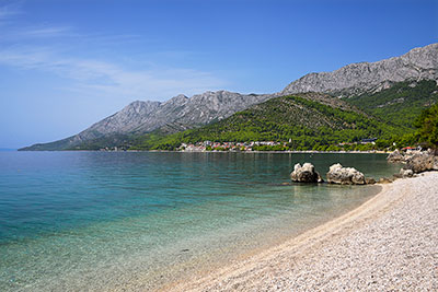 Kroatien, Split-Dalmatien, Dalmatien,Mitteldalmatien, Badestrand südlich der Ortschaft Zaostrog